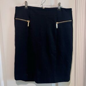 LIKE NEW Michael Kors pencil skirt size 6